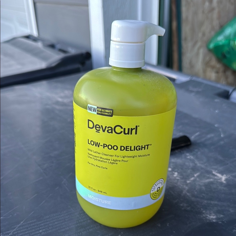 DevaCurl Yellow Hair Care Cleanser